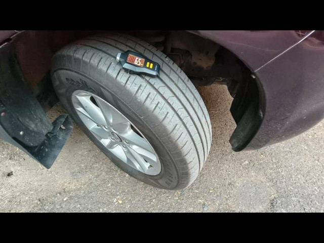 Second-hand 2017 Toyota Innova Crysta 2.8 GX AT BSIV for sale in Pune-7