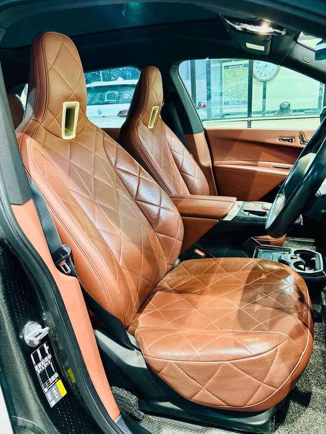 Second-hand 2022 BMW iX xDrive40 for sale in Madurai-14