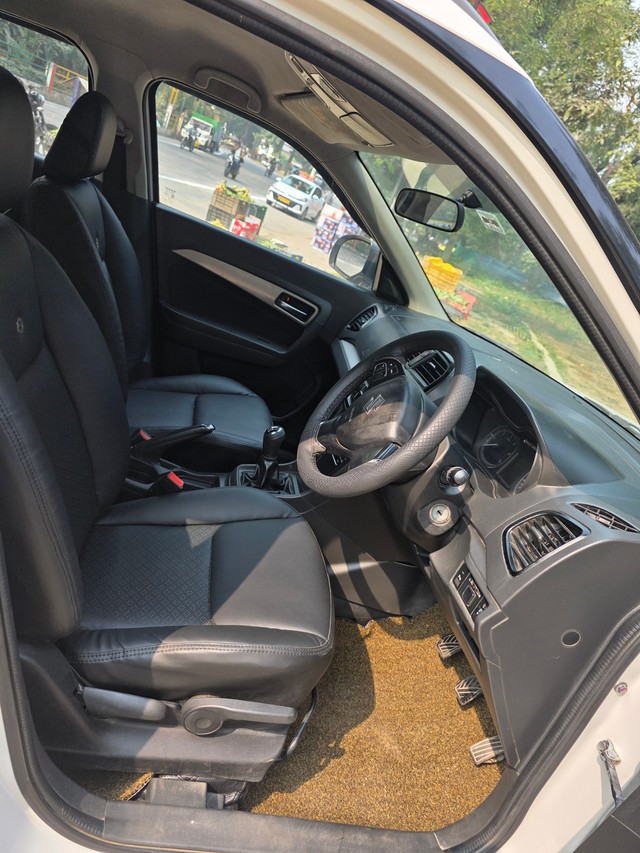 Second-hand 2017 Maruti Vitara Brezza ZDi for sale in Allahabad-10