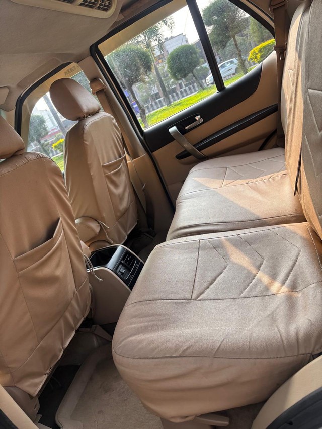 Second-hand 2013 Tata Safari Storme EX for sale in Bhopal-7