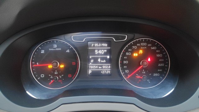 Second-hand 2015 Audi Q3 35 TDI Quattro Premium for sale in Bangalore-11