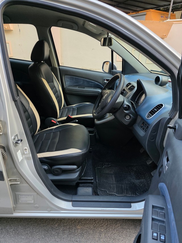 Second-hand 2012 Maruti Ritz ZXi for sale in Bangalore-11