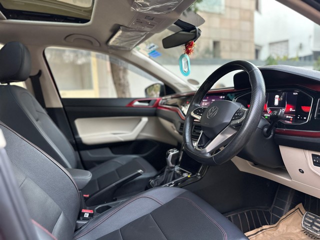 Second-hand 2023 Volkswagen Virtus GT DSG for sale in New Delhi-3