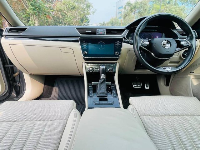 Second-hand 2022 Skoda Superb Laurin & klement BSVI for sale in Mumbai-7