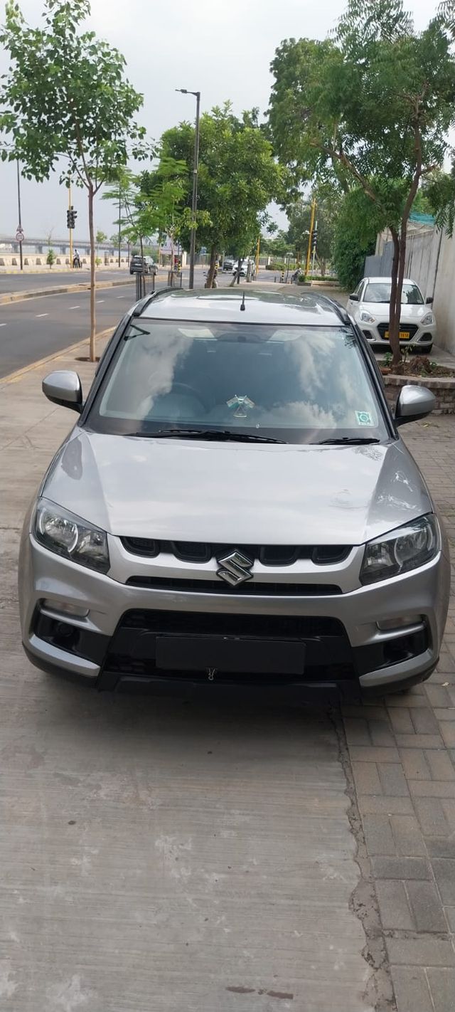 Second-hand 2017 Maruti Suzuki Vitara Brezza VDi Option for sale in Ahmedabad