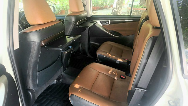 Toyota Innova Crysta 2.8 ZX AT BSIV Second-hand 2017 Toyota Innova Crysta 2.8 ZX AT BSIV for sale in New Delhi-11