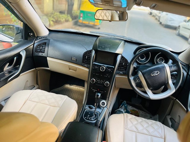 Mahindra XUV500 W9 AT 1.99 Second-hand 2017 Mahindra XUV500 W9 AT 1.99 for sale in Bangalore-4