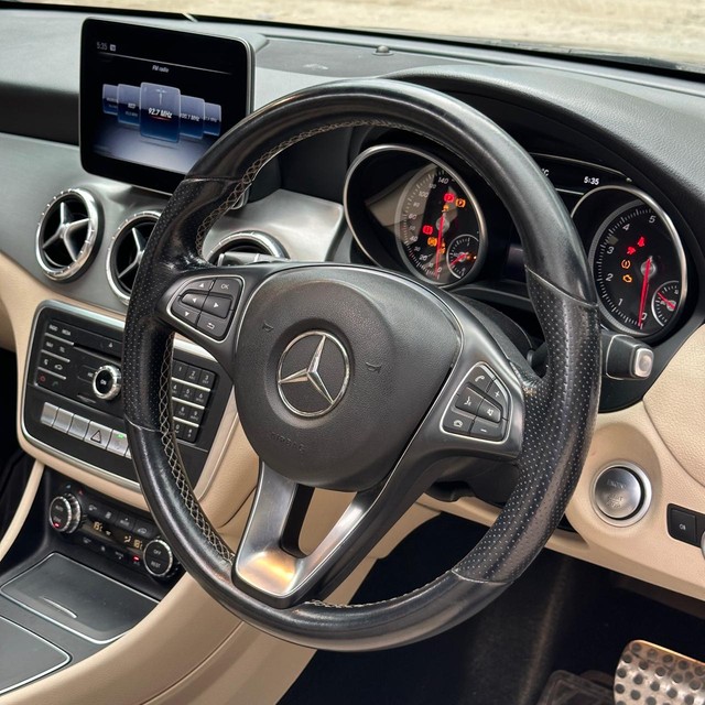 Second-hand 2019 Mercedes-Benz CLA 200 CGI Sport for sale in New Delhi-8