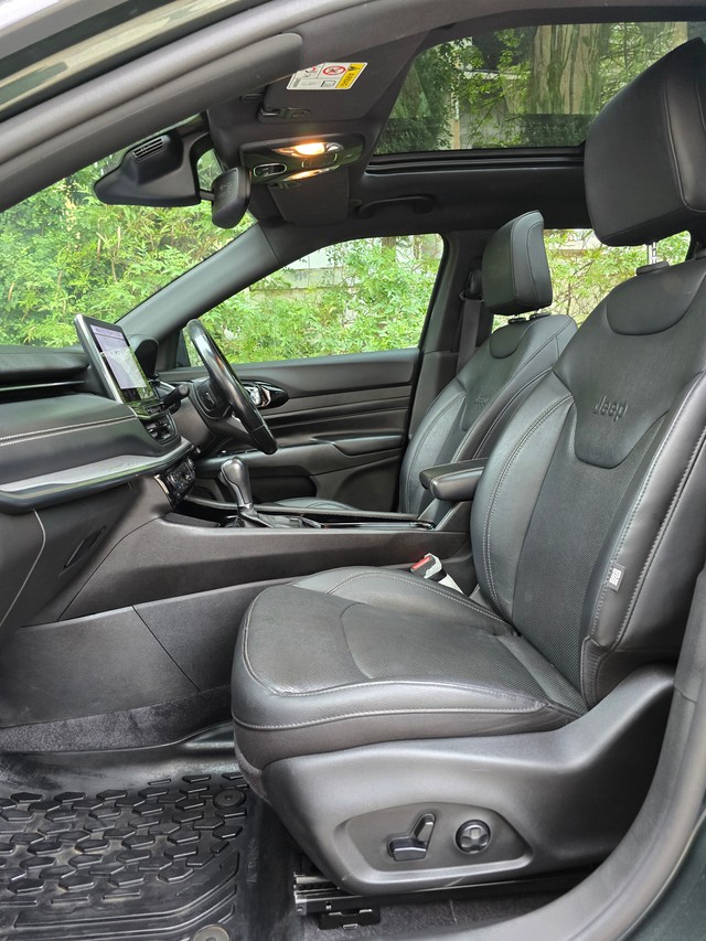 Second-hand 2022 Jeep Compass 1.4 Model S Opt AT for sale in Bangalore-11