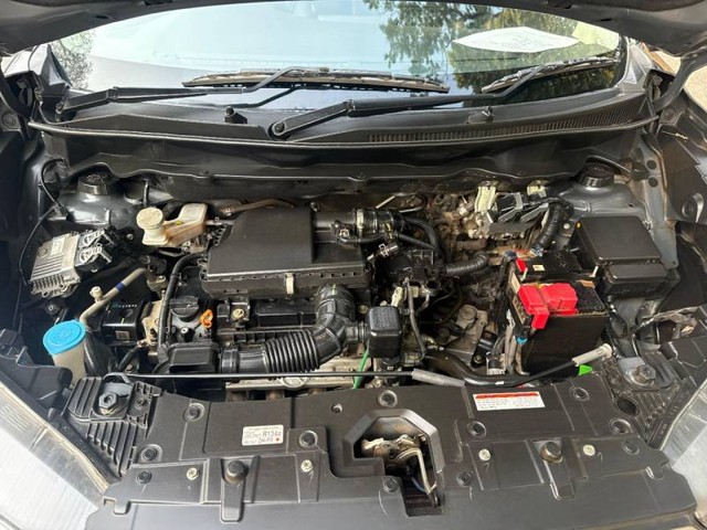 Second-hand 2024 Maruti Suzuki XL6 Zeta CNG for sale in Mumbai-5