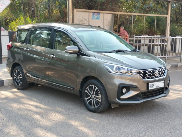 Second-hand 2024 Maruti Suzuki Ertiga VXi (O) CNG for sale in New Delhi-7