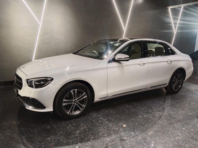 Second-hand 2022 Mercedes-Benz E-Class Exclusive E 220d BSVI for sale in New Delhi-8