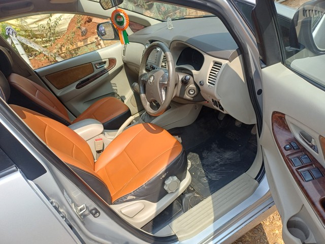 Second-hand 2013 Toyota Innova 2.5 G (Diesel) 7 Seater BS IV for sale in Pune-16