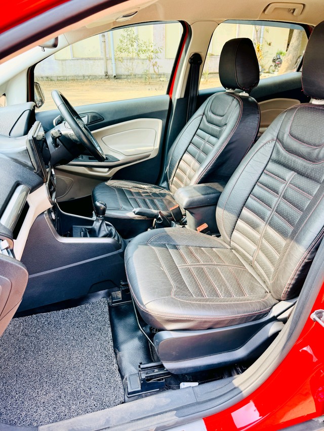 Second-hand 2020 Ford Ecosport 1.5 Diesel Titanium for sale in Hyderabad-14