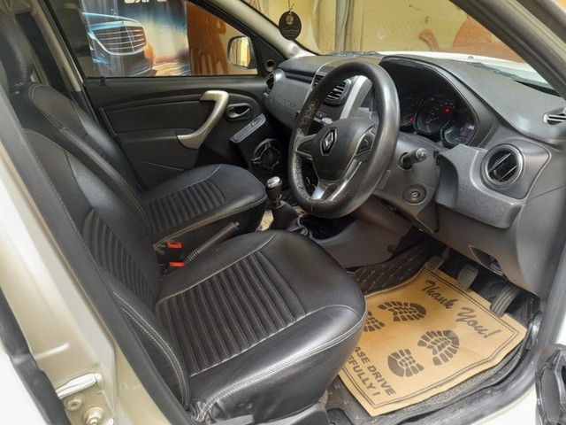 Second-hand 2021 Renault Duster RXE Turbo for sale in Kolkata-9