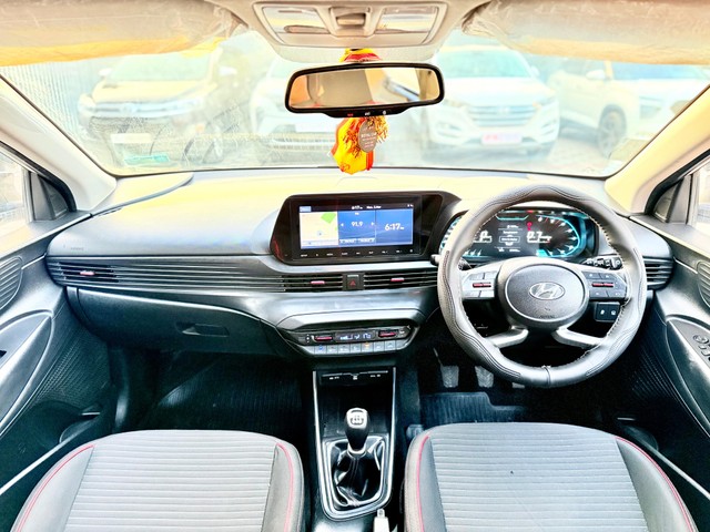 Second-hand 2021 Hyundai i20 Asta Opt BSVI for sale in Surat-10