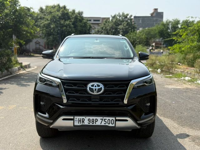 Toyota Fortuner 4X2 Diesel AT Second-hand 2024 Toyota Fortuner 4X2 Diesel AT for sale in New Delhi