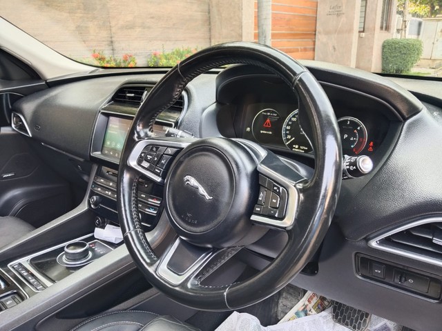 Second-hand 2018 Jaguar F-Pace Pure 2.0 AWD for sale in Chennai-4