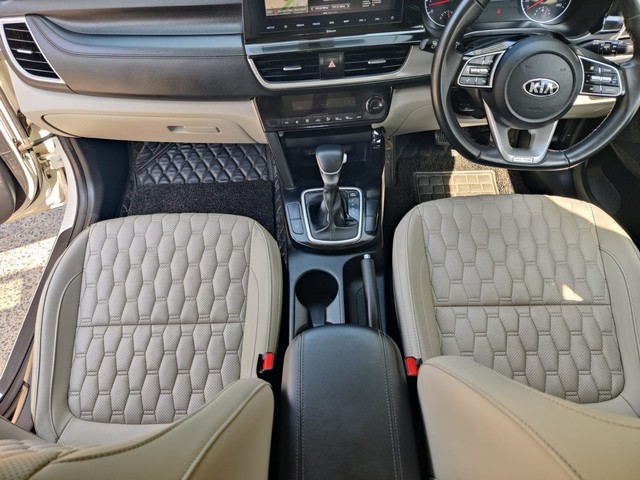 Second-hand 2020 Kia Seltos HTX IVT G for sale in New Delhi-9