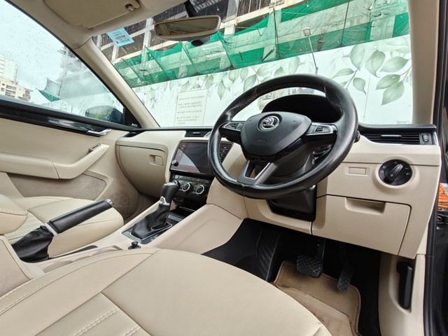 Skoda Octavia 1.8 TSI AT L K Second-hand 2018 Skoda Octavia 1.8 TSI AT L K for sale in Mumbai-12