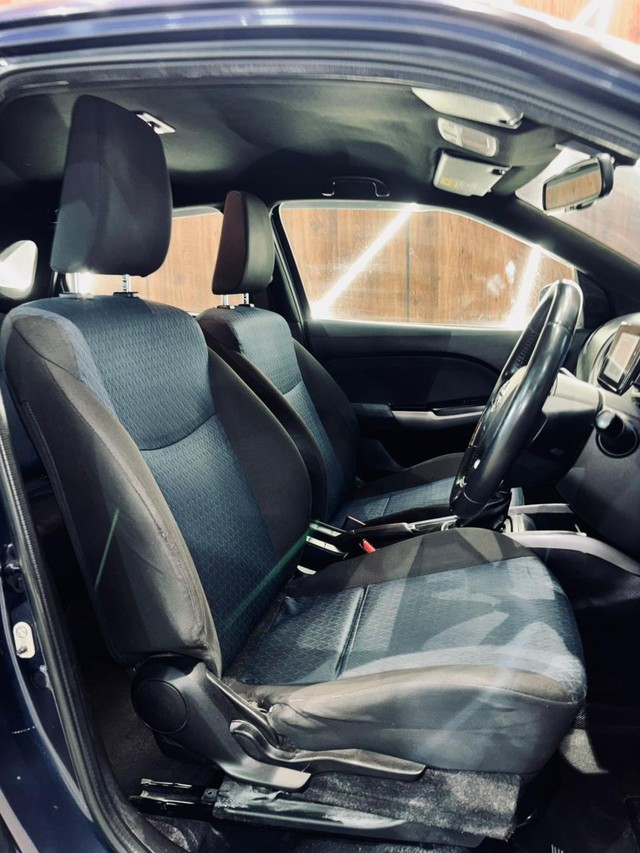 Second-hand 2019 Toyota Glanza V CVT for sale in Madurai-4