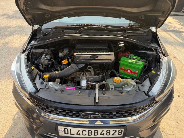 Second-hand 2022 Tata Tigor XZ CNG BSVI for sale in New Delhi-5