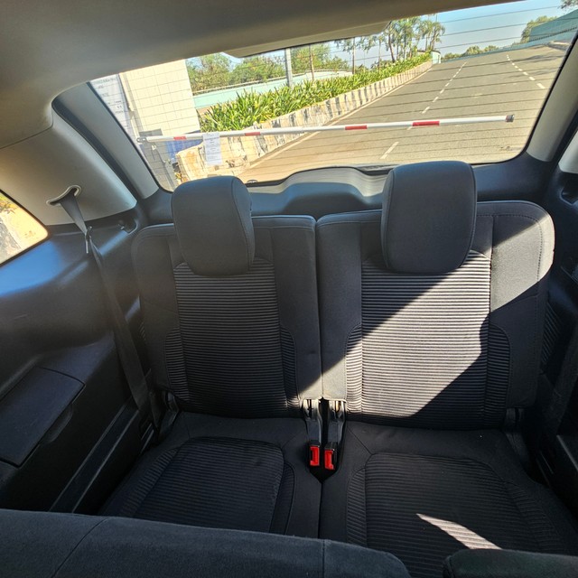 Second-hand 2018 Tata Hexa XMA for sale in Navi Mumbai-4