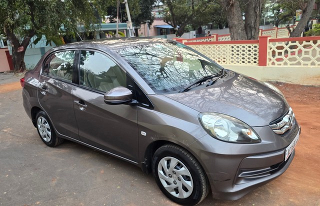 Second-hand 2015 Honda Amaze S i-Dtech for sale in East Godavari-6