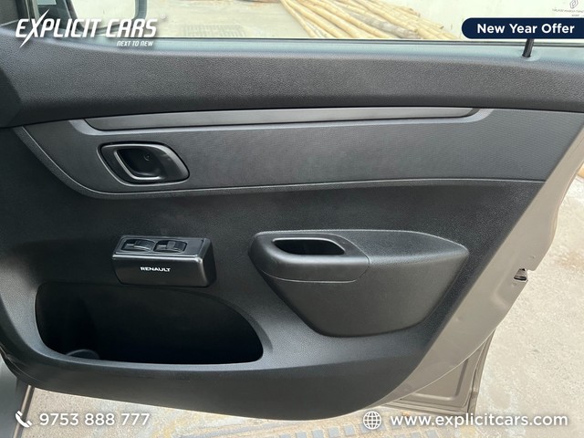 Second-hand 2017 Renault KWID 1.0 RXL for sale in Kolkata-12