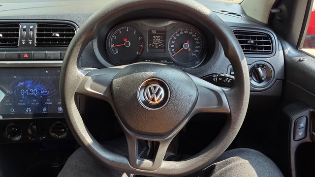 Second-hand 2020 Volkswagen Polo 1.0 MPI Trendline for sale in Mumbai-14