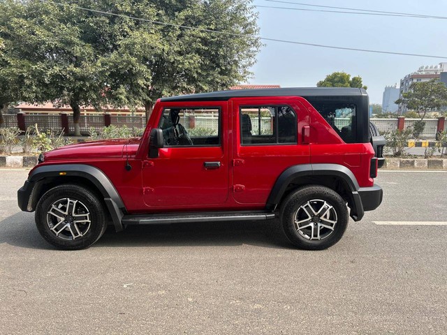 Second-hand 2024 Mahindra Thar ROXX MX5 RWD Diesel AT for sale in New Delhi-3