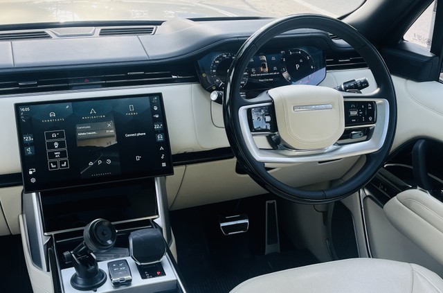 Second-hand 2025 Land Rover Range Rover 3.0 I LWB Autobiography for sale in New Delhi-12