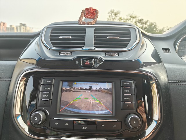 Second-hand 2018 Tata Hexa XTA for sale in Mumbai-14