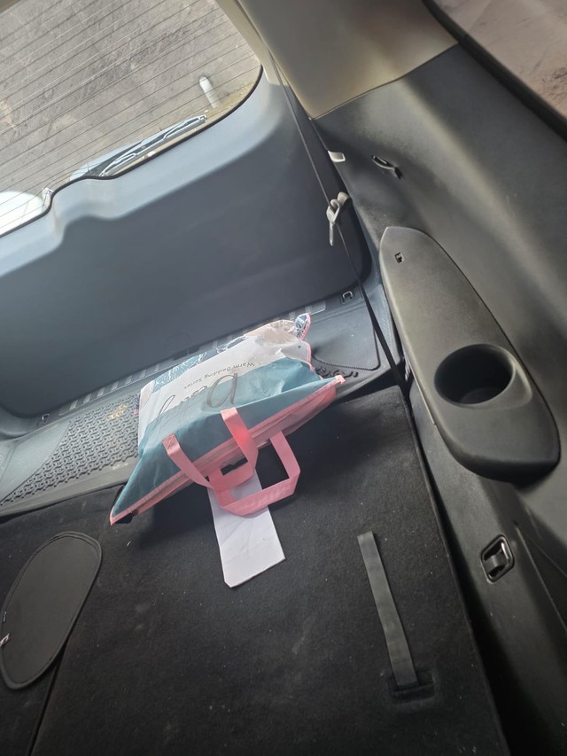 Second-hand 2021 MG Gloster Savvy 7-Str for sale in New Delhi-2