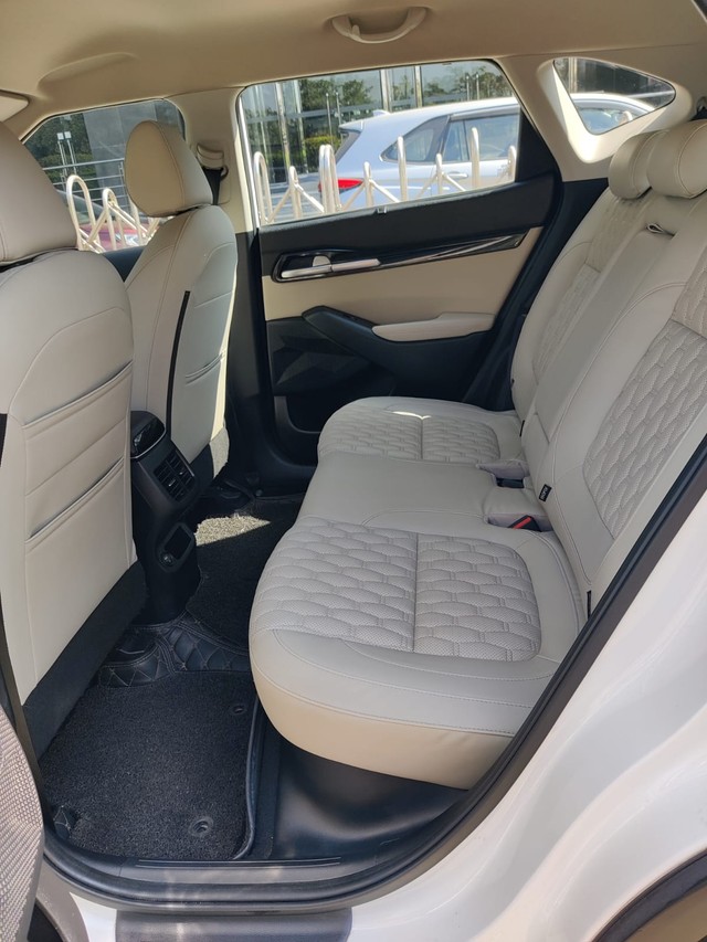 Second-hand 2020 Kia Seltos HTX IVT G for sale in New Delhi-5