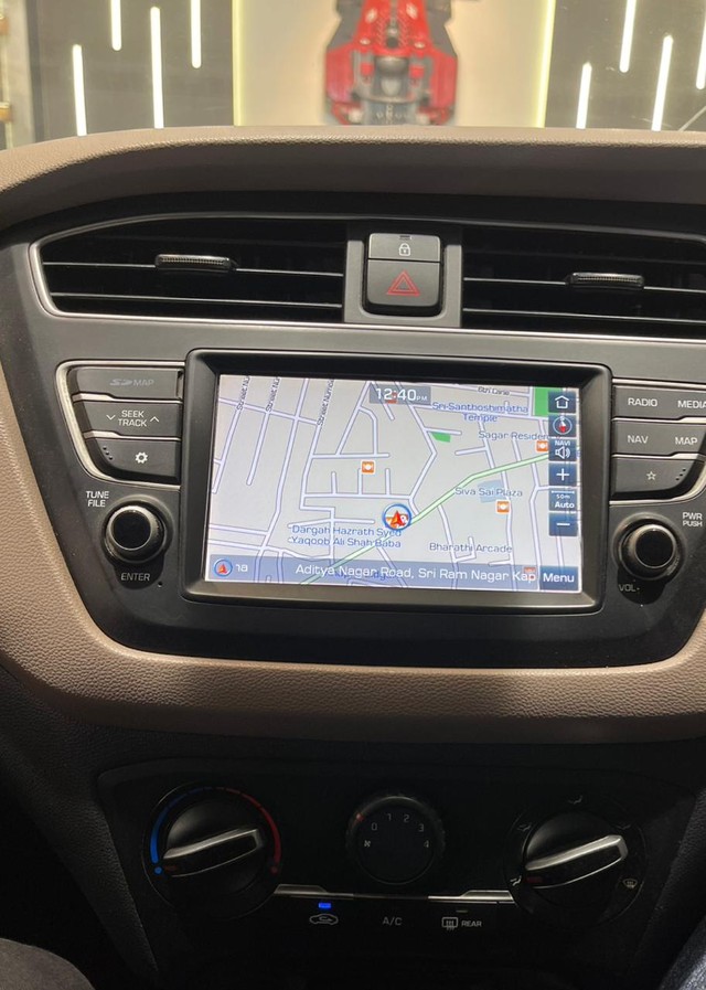 Hyundai i20 Sportz Plus BSIV Second-hand 2019 Hyundai i20 Sportz Plus BSIV for sale in Hyderabad-14