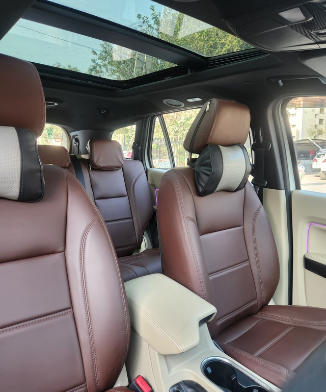 Ford Endeavour 2.2 Titanium AT 4X2 Second-hand 2016 Ford Endeavour 2.2 Titanium AT 4X2 for sale in New Delhi-17