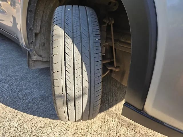 Second-hand 2024 Toyota Innova Hycross ZX(O) Hybrid for sale in Mumbai-7