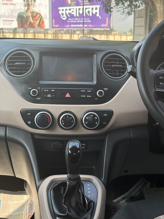 Hyundai i10 Sportz 1.1L Second-hand 2017 Hyundai i10 Sportz 1.1L for sale in Kolhapur-10