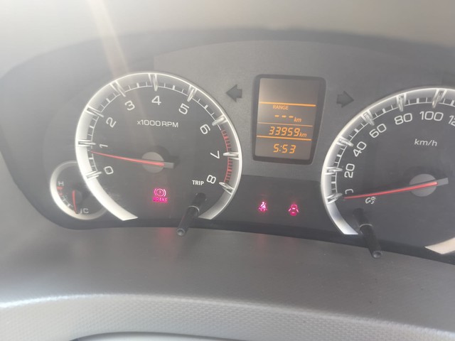 Second-hand 2015 Maruti Ertiga VXI for sale in Thane-10