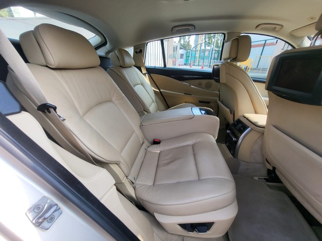 BMW 5 Series 530d Second-hand 2010 BMW 5 Series 530d for sale in Bangalore-9