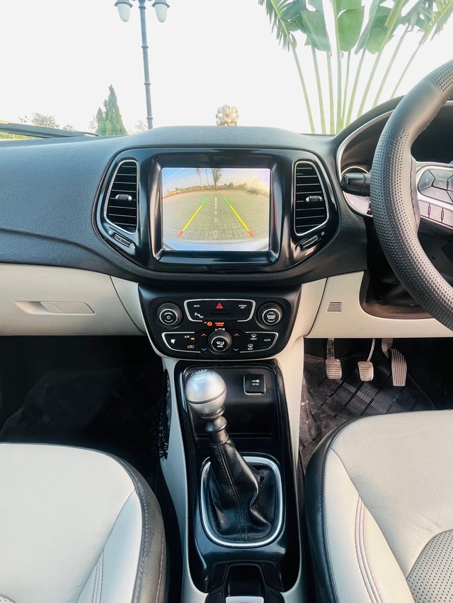 Second-hand 2019 Jeep Compass 2.0 Limited for sale in Surat-10