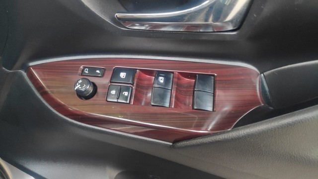 Second-hand 2019 Toyota Innova Crysta 2.4 G Plus MT 8S BSIV for sale in Bangalore-15