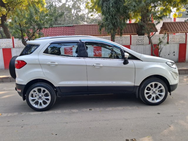 Second-hand 2018 Ford Ecosport 1.5 Petrol Titanium Plus AT BSIV for sale in New Delhi-1
