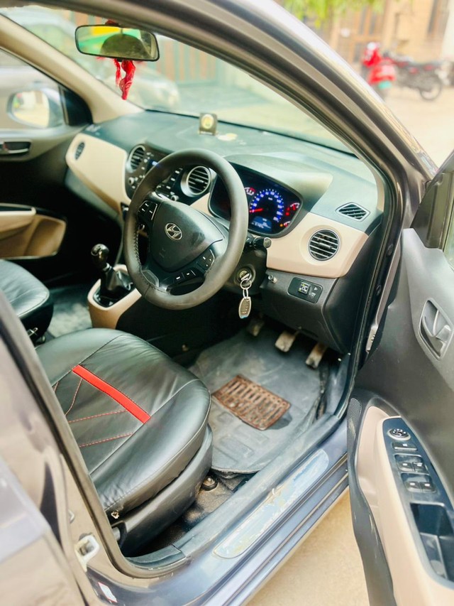 Second-hand 2017 Hyundai Xcent 1.2 VTVT E Plus for sale in New Delhi-5