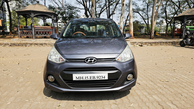 Hyundai i10 Asta Second-hand 2013 Hyundai i10 Asta for sale in Nashik-6