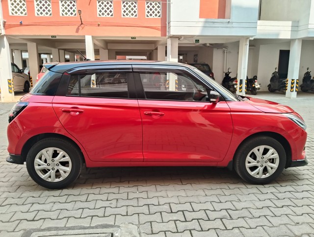 Second-hand 2024 Maruti Swift ZXi for sale in Chennai-1
