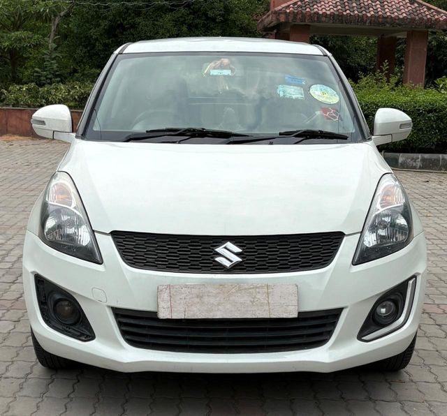 Second-hand 2014 Maruti Suzuki Swift ZXI BSIV for sale in New Delhi