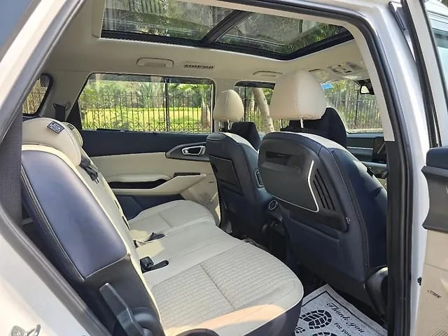 Second-hand 2025 Kia Carens Clavis HTX Plus Turbo DCT for sale in Mumbai-15