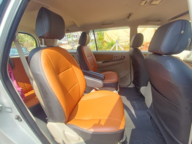 Second-hand 2013 Toyota Innova 2.5 G (Diesel) 7 Seater BS IV for sale in Pune-12